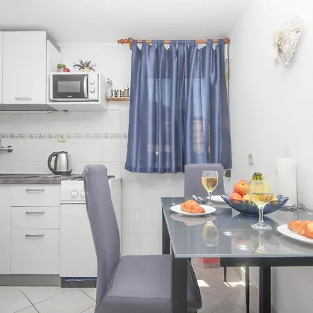 Apartment Dusica Apartments *