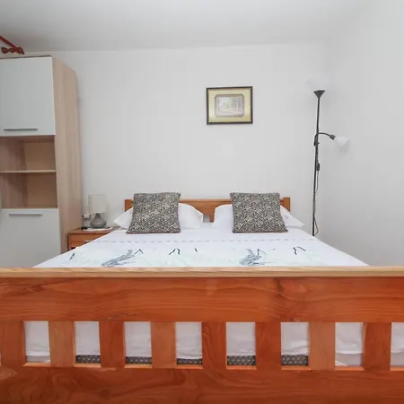 Dusica Apartments Apartment *