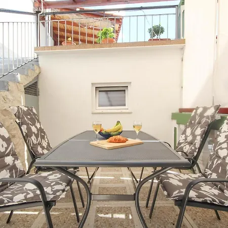 Dusica Apartments Apartment *