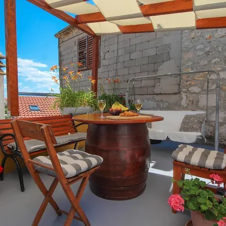 Apartment Dusica Apartments Tribunj (Sibenik-Knin)