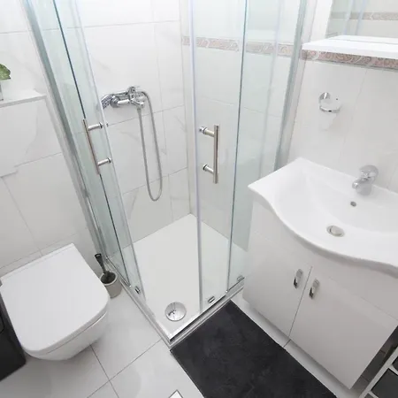 Dusica Apartments * Tribunj (Sibenik-Knin)